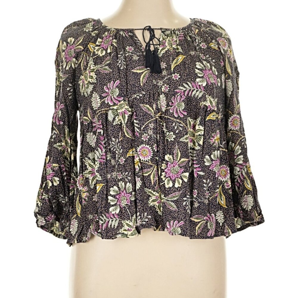 Old Navy Floral Empire Top; 100% Rayon; Beautiful Condition; 3/4 Sleeve; XL
